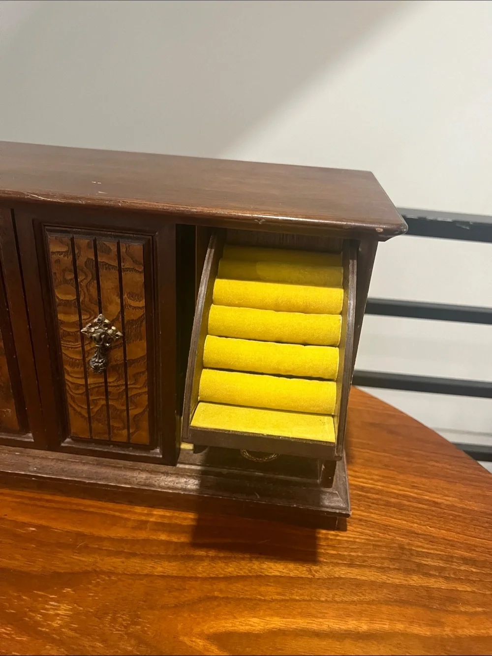 Vintage Wooden Jewelry Box